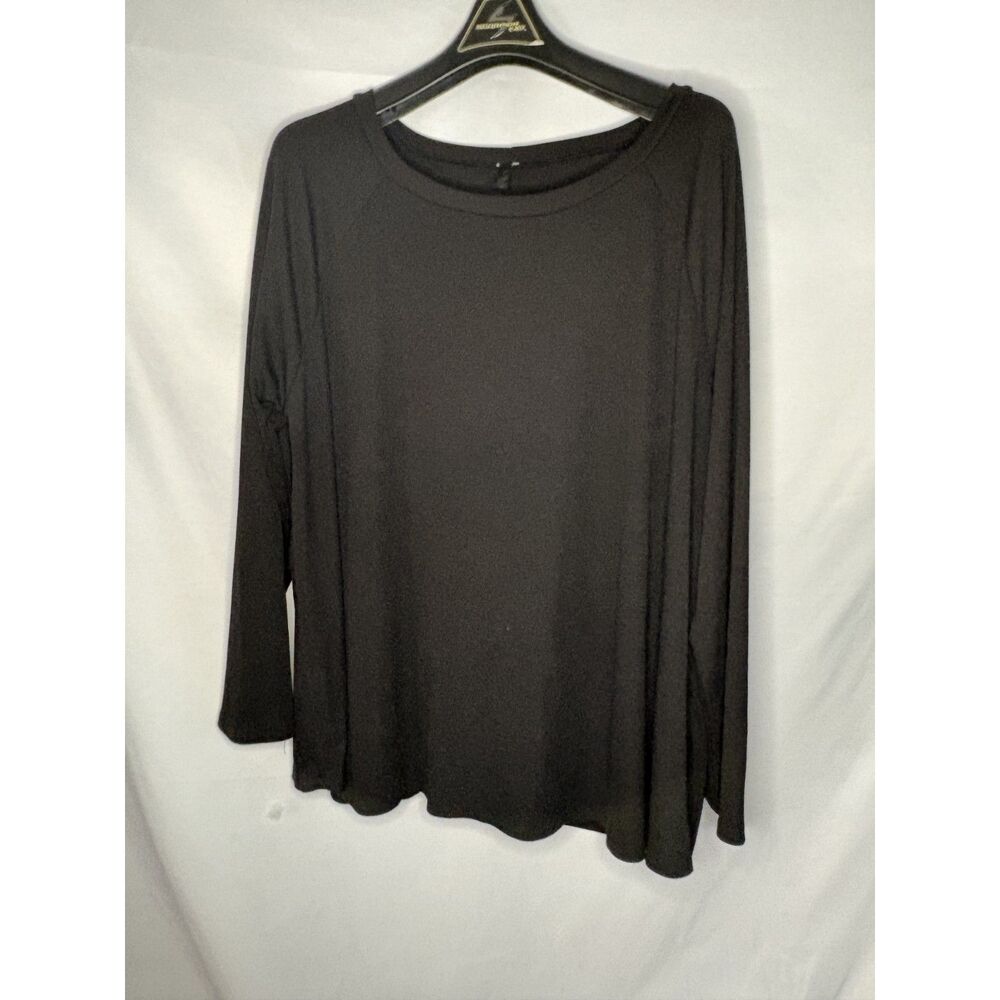 Women's Black Long Sleeve